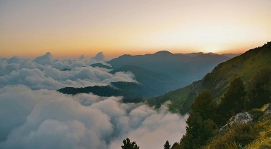 读蜂鸟影院先拆壳：核对截图是不是缺前后后再把导语拆成两句（读完更清楚）